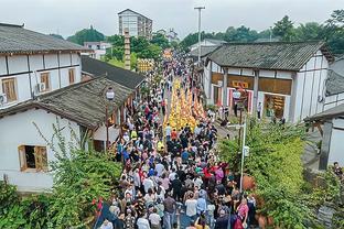 4年间金球候选人范德贝克身价暴跌6倍❗26岁的他外租能否重回巅峰